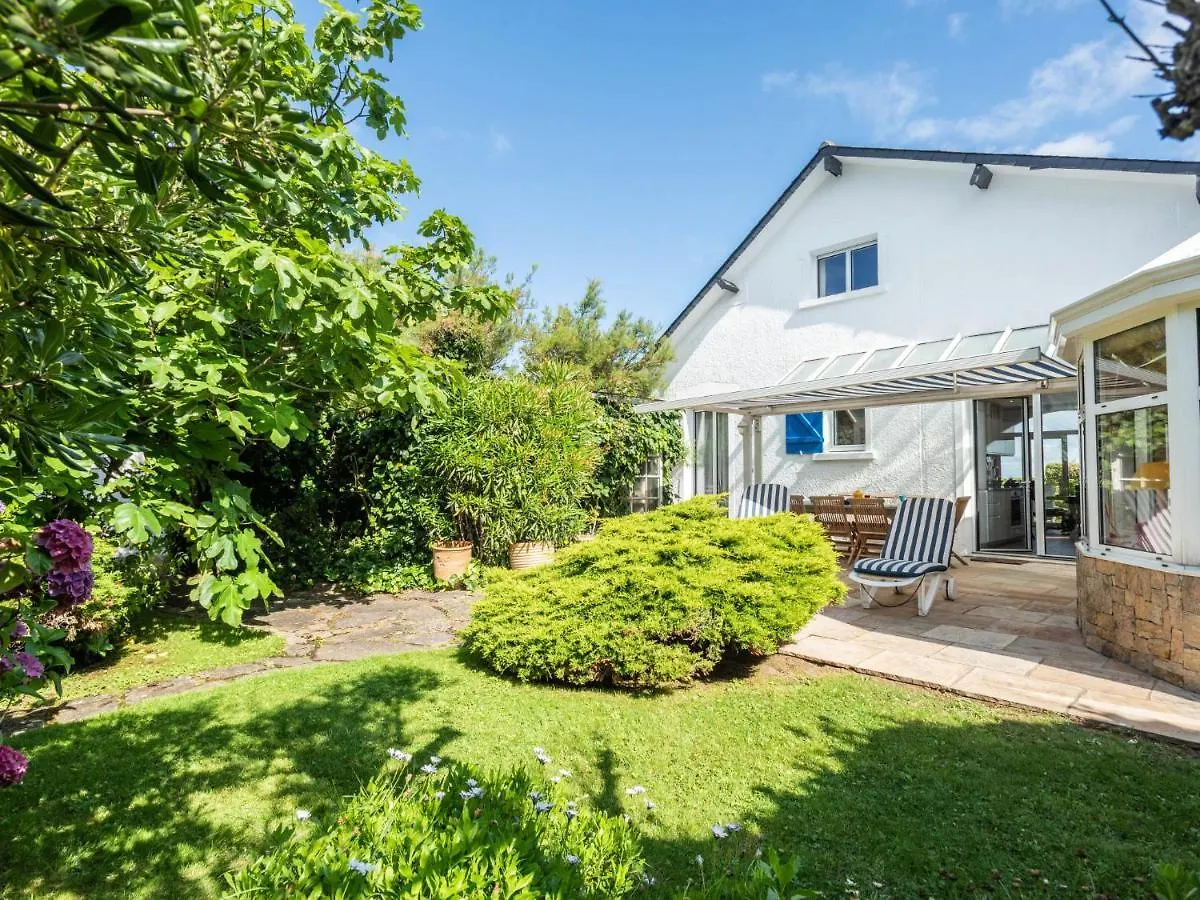 Holiday Home Villa Pieds Dans L'Eau Enez Thinic By Interhome Saint-Pierre-Quiberon