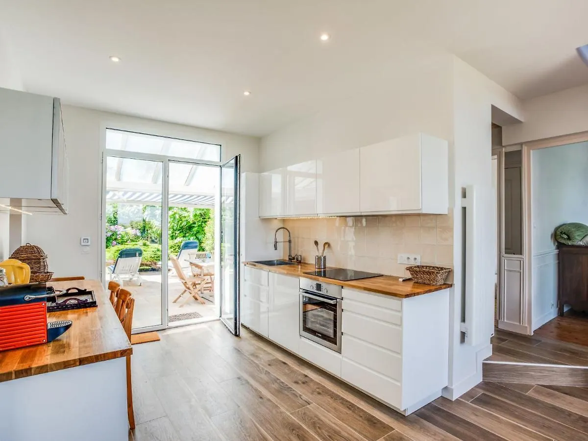 Holiday Home Villa Pieds Dans L'Eau Enez Thinic By Interhome Saint-Pierre-Quiberon